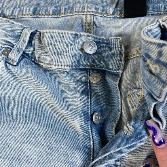 Denim shorts - Picture 3 of 4